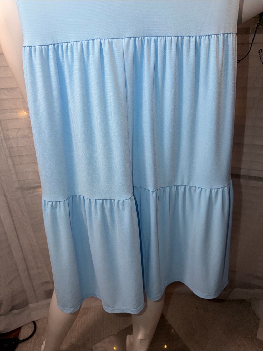 Dear Scarlett Sleeveless Light Blue Tiered V-Neck Dress w/pockets - Picture 7 of 12